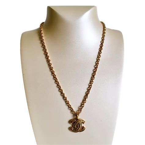 chanel colliers|Chanel necklaces official website.